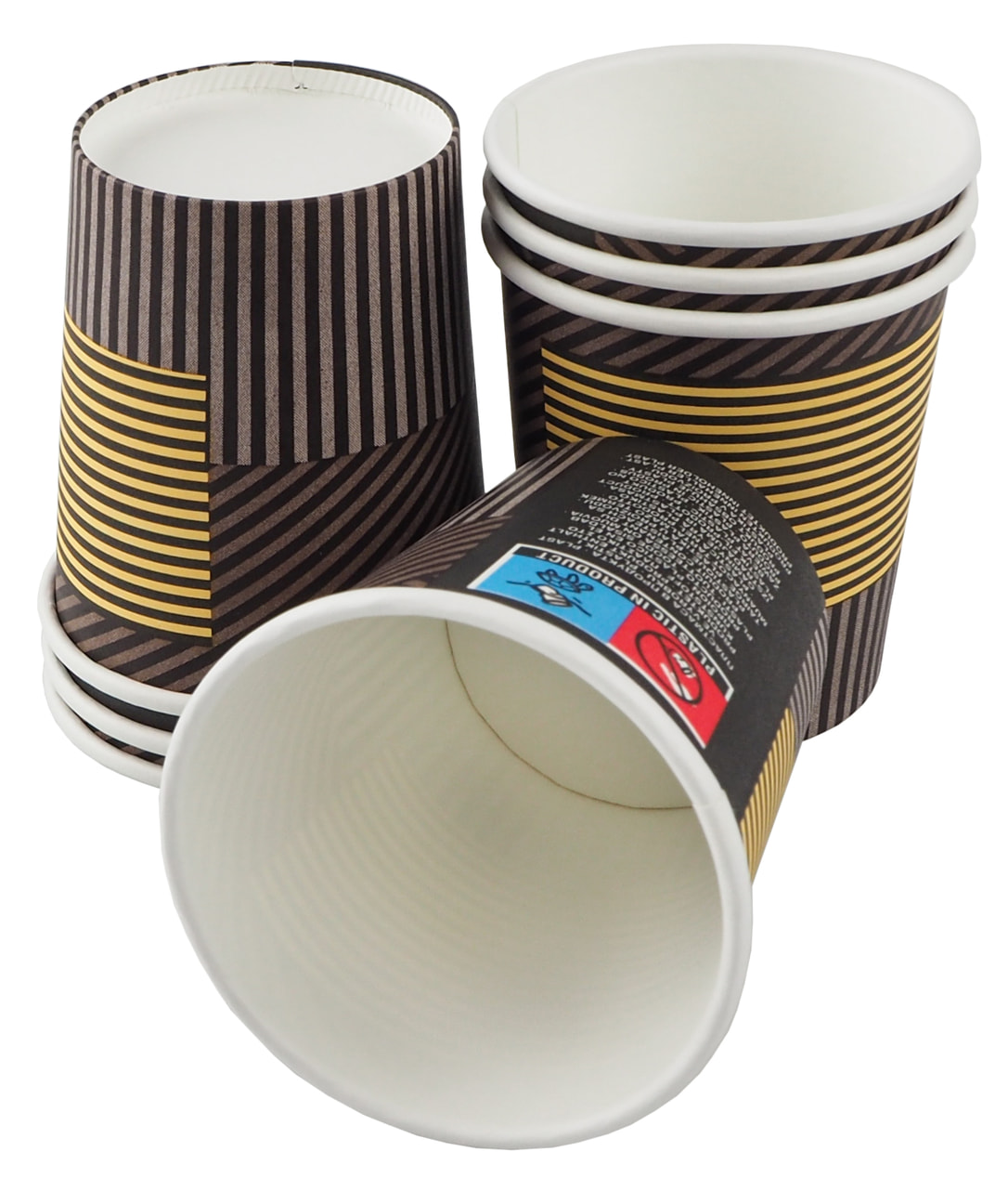 Kubek papierowy 100ml Ciemny brąz 50szt średnica 64mm 80/100ml Kubki papierowe na kawę ma na wyposażeniu każda kawiarnia czy restauracja. Coraz częściej sami robimy sobie kawę w jednorazowym kubku papierowym. Są one bezpieczne zarówno do napojów zimnych jak i gorących typu kawa, herbata, gorąca czekolada, grzaniec...