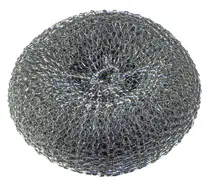 Poręczny druciak służący do codziennej walki z trudnymi do usunięcia zabrudzeniami patelni, rondli i garnków. Druciany zmywak świetnie radzi sobie z zaschniętymi resztkami potraw, a także przypalonymi naczyniami. Z pomocą druciaka można wyczyścić nie t...