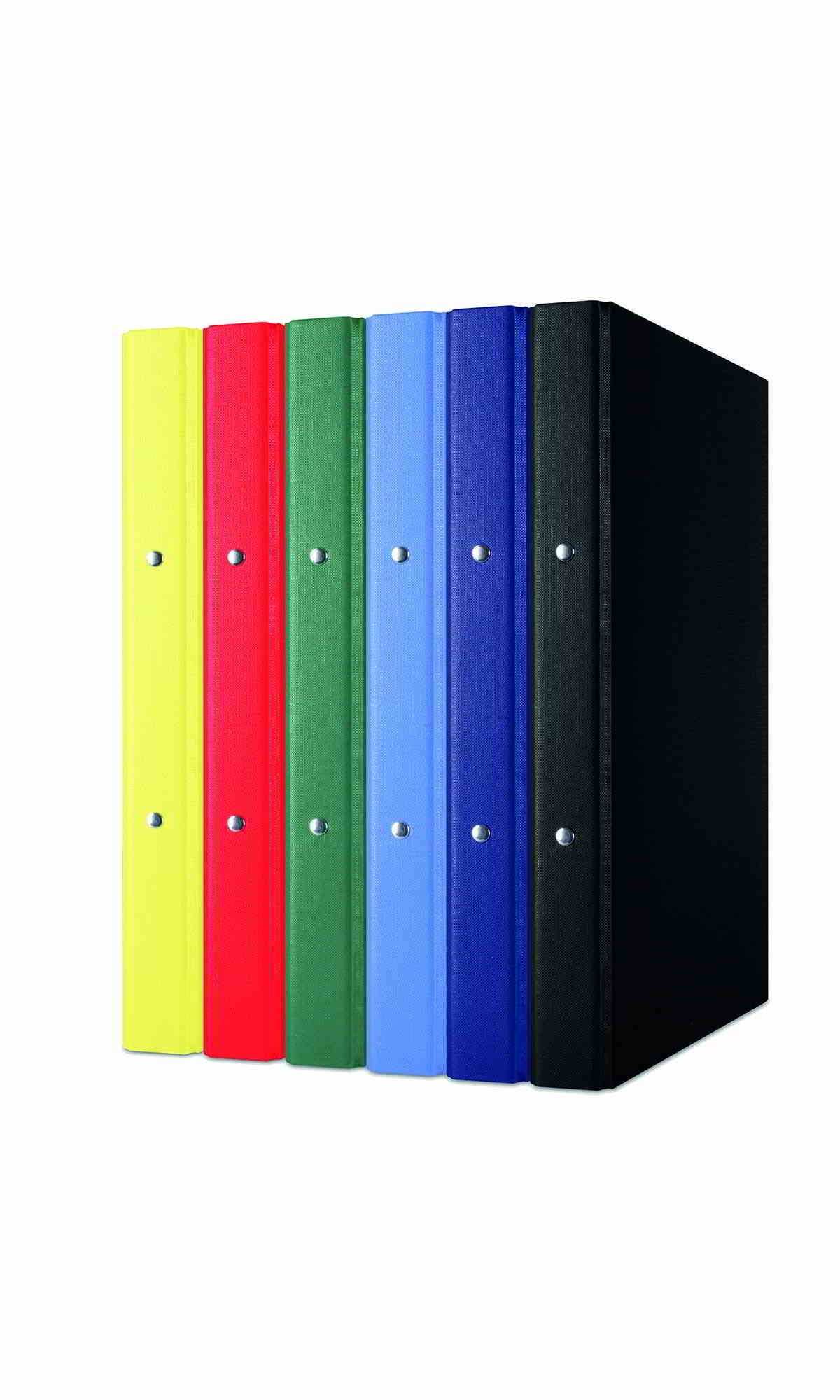 Segregator ringowy, wykonany z tektury pokrytej ekologiczną folią polipropylenową. Grubość kartonu: 1,9mm. 2-pierścieniowy mechanizm. Szerokość grzbietu: 20mm. Wymiary: 265x320x35mm.