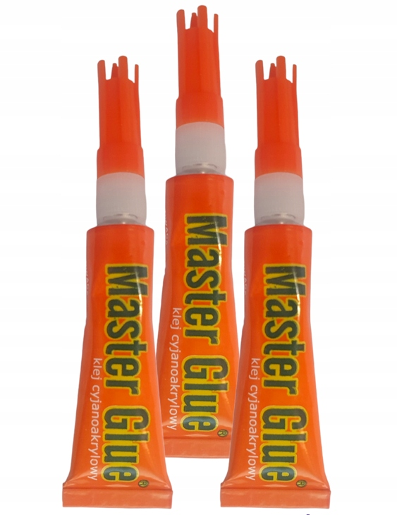 Klej błyskawiczny Master Glue, zestaw trzech tulek w opakowaniu, czerwone opakowanie z żółtym napisem.