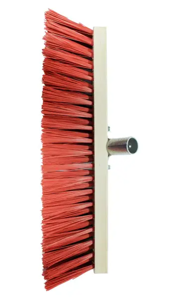 Bardzo solidnie wykonana szczotka ulicówka o szerokości: 60cm. W oprawie został zamontowany metalowy uchwyt o średnicy: 22mm.
Pozwala na swobodne doczyszczanie różnych powierzchni. Doskonale radzi sobie zarówno z dużymi śmieciami, jak również z sierśc...