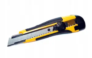 Nóż do tapet Duży metalowa prowadn. 18mm