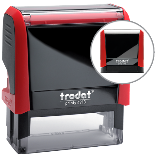 Trodat Printy 4913 to pieczątka firmowa w wersji standard. Kompaktowa, klasyczna i bardzo dobrze zaprojektowana. Mieści z powodzeniem odbicie o 6 liniach tekstu. Przy użyciu mniejszego kroju pisma może zmieścić również 7 linii. Dodatkowo wyposażona zos...
