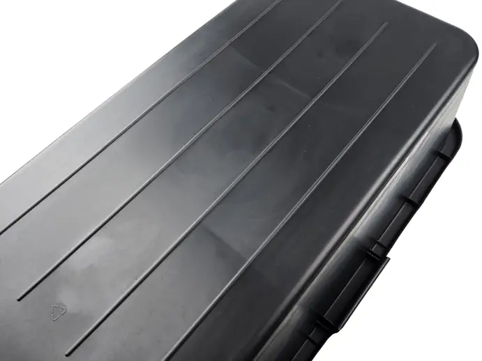 Kastra budowlana przeznaczona do mieszania i transportu różnego rodzaju zapraw cementowych i tynkarskich zarówno suchych jak i mokrych.. Produkt wykonany z surowców wtórnych. Na obwodzie kubła znajdują się 4 profilowane uchwyty ułatwiające jego przenos...