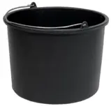 Wiadro budowlane w kolorze czarnym, zostało wykonane z wysokiej jakości tworzywa sztucznego. Wyposażone zostało w solidny uchwyt wykonany z drutu stalowego. Wiadro znajduje szerokie zastosowanie w pracach remontowo-budowlanych oraz gospodarstwach domow...