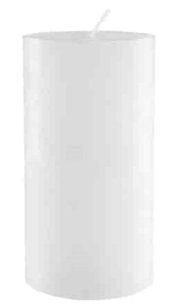 Świeca PIEŃKOWA fi 7cm/ 8cm 1szt BIAŁA RUSTIC Świece pieńkowe są idealnym dodatkiem do każdego wnętrza restauracji. Pasują idealnie jako dekoracja na stole podczas uroczystych przyjęć, zastosowanie znajdą również jako ozdoba całego wystroju lokalu.
*Kolor: kość słoniowa
*Szerokość: 8...