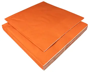 3-warstwowe, serwetki składane, to doskonały sposób na dekorację stołu. Dostepne w szerokiej gamie kolorów. Wymiary: 33x33 cm, opakowanie zawiera: 20 szt.

<!-- M10  P48 K250-->