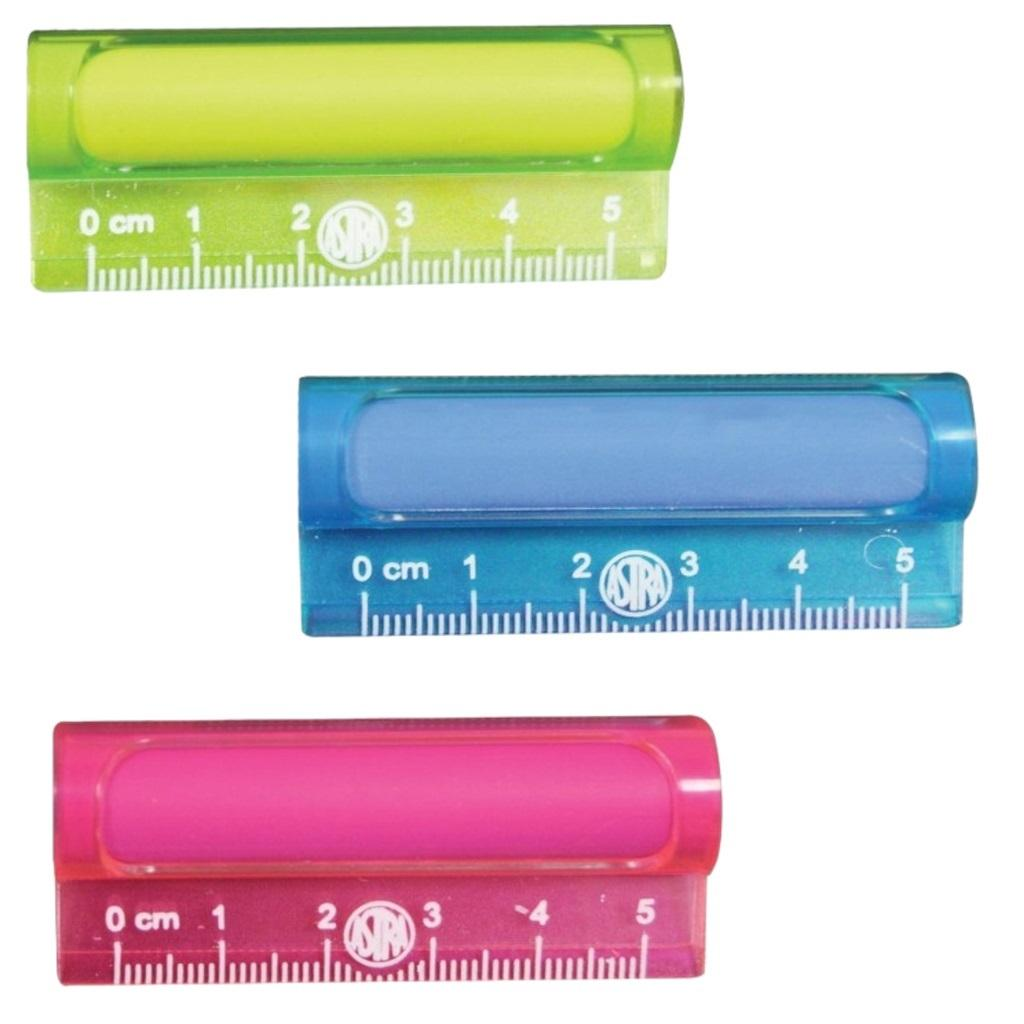 Gumka i linijka 5cm ASTRA 2w1 w trzech kolorach: zielonym, niebieskim i różowym