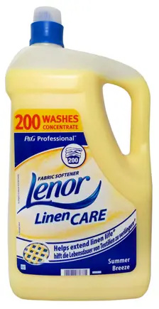 Lenor Professional to profesjonalny, skoncentrowany płyn do płukania tkanin. Dzięki specjalnej technologii zapewnia pranym tkaninom wyjątkową miękkość i pomaga wydłużyć ich trwałość w porównaniu z samym środkiem piorącym.

   *Zapewnia pranym tkanino...