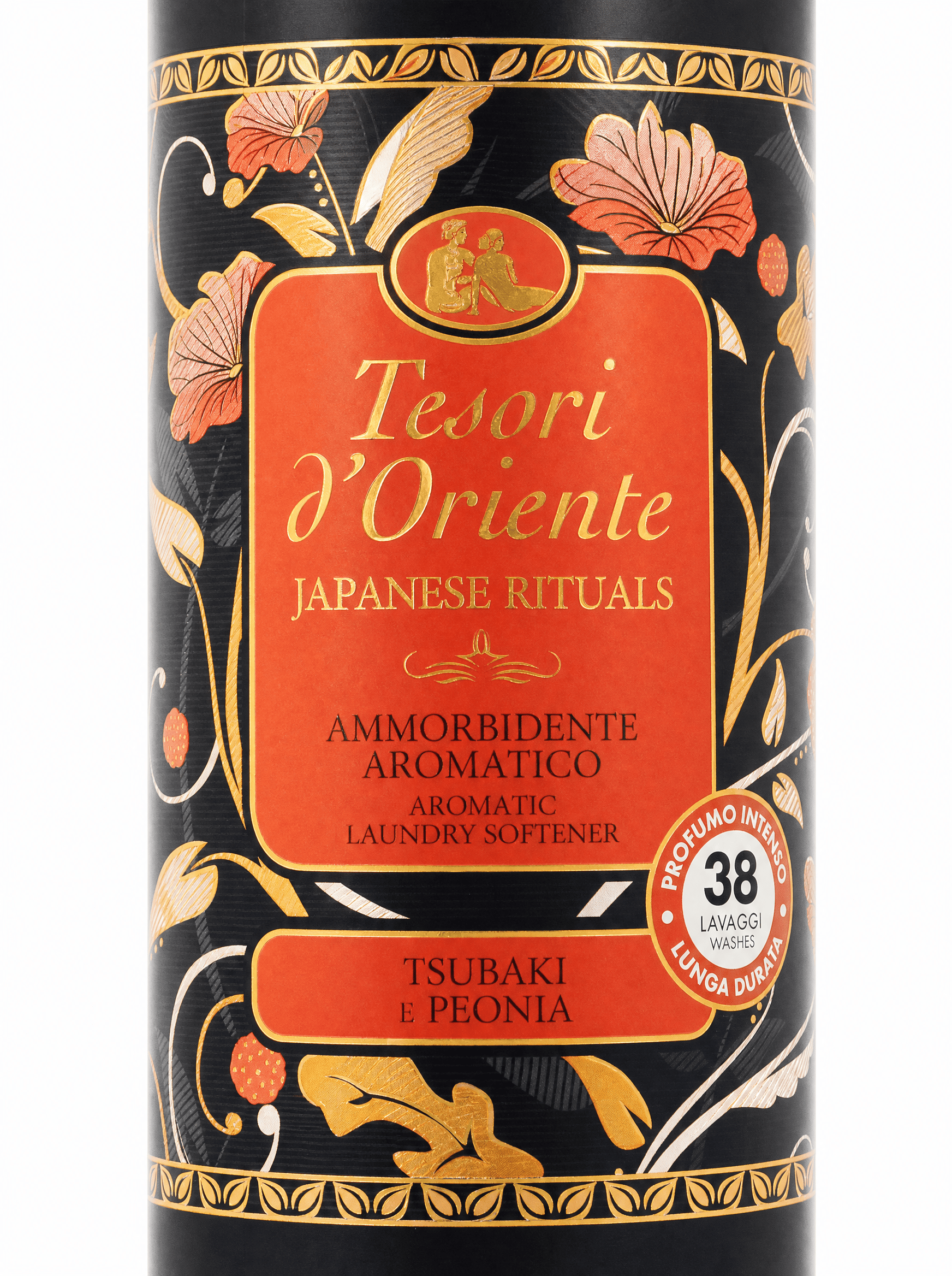 Zbliżenie etykiety płynu do płukania Tesori d'Oriente Japanese Rituals z widocznym napisem TSUBAKI E PEONIA i ikoną 38 prań.