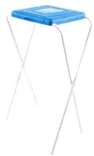 Uniwersaly stojak do worków na śmieci, wykonany z bardzo dobrej jakości plastiku. Stojak posiada bardzo praktyczną plastikową ramkę utrzymującą worek.

   *Całkowita wysokość wynosi: 87 cm.
   *Worki na śmieci o pojemności 120L
   *1 komora: niebieska