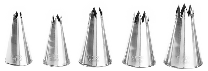 Stalowe końcówki do rękawów karbowane. Pakowane w blistrze
W zestawie znajduje się 5 sztuk o średnicy:

   *6 mm
   *8 mm
   *10 mm
   *12 mm
   *14 mm