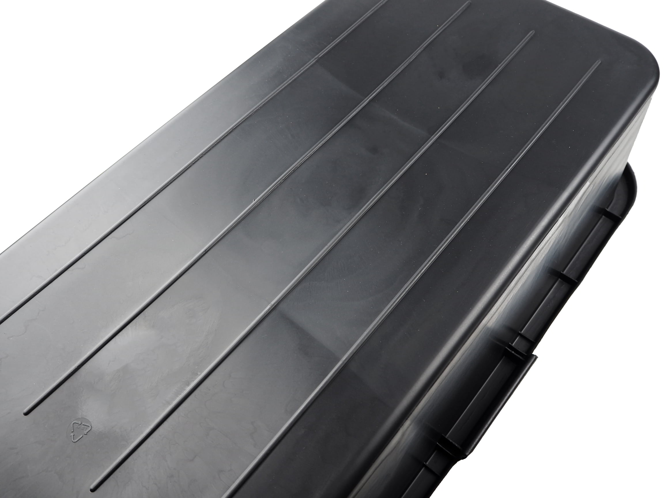 Kastra budowlana przeznaczona do mieszania i transportu różnego rodzaju zapraw cementowych i tynkarskich zarówno suchych jak i mokrych.. Produkt wykonany z surowców wtórnych. Na obwodzie kubła znajdują się 4 profilowane uchwyty ułatwiające jego przenos...