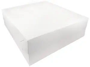 Dwuczęściowe pudełko cukiernicze do pakowania ciast. Wykonane z gładkiego kartonu białego na zewnątrz, a brązowego (kraftowego) wewnątrz pudełka.

     *Wymiary: 32x32x14 cm
     *Bez okienka
     *Pokrywa + dno
     *Opakowanie zapewnia bezpieczn...