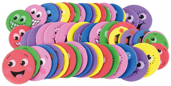 Naklejki to jedna z chętniej wybieranych ozdób ze względu zarówno na efektowny wygląd, jak i łatwość użytkowania. Doskonale pobudzają kreatywność.
Można dowolnie je zestawiać, naklejać na akcesoria z różnych materiałów lub tworzyć wyjątkowe kartki oko...