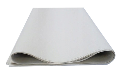 Papier w kolorze białym, służy do pieczenia ciast, pizzy, pasztecików, pieczeni, itp. Dwustronnie powlekany silikonem, który zapobiega przywieraniu ciasta i ułatwia jego wyjęcie z formy. Przeznaczony do użytku profesjonalnego oraz domowego. Bezwonny, n...