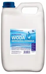 Woda demineralizowana 5L w białym plastikowym kanistrze z niebieską nakrętką i etykietą
