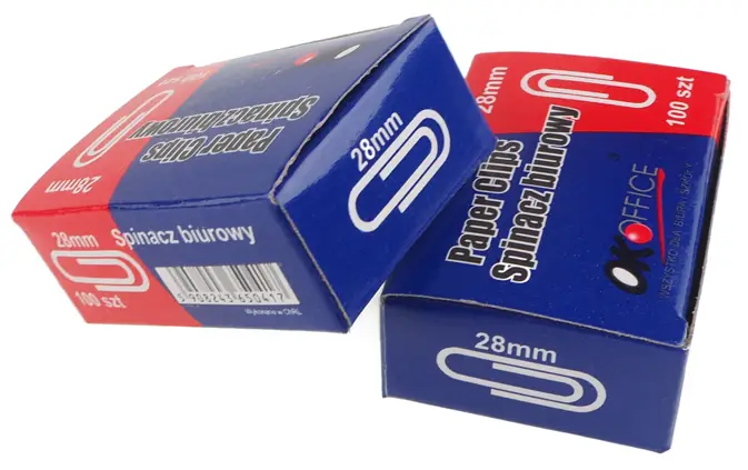 Spinacze biurowe 28mm okrągłe 100szt Wykonane ze stali nierdzewnej, okrągłe spinacze biurowe. Opakowanie: pudełko 100 szt. Opakowanie zbiorcze: 10 pudełek po 100 szt.