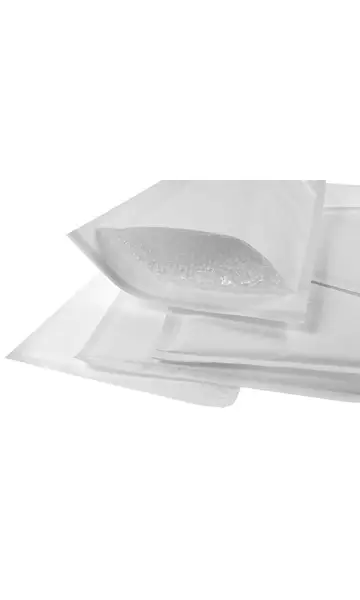 Koperta powietrzna (I19) do zabezpieczania przedmiotów i dokumentów przed uszkodzeniem w trakcie transportowania. Rozmiar: (300x 445mm), koperty z warstwą folii bąbelkowej.