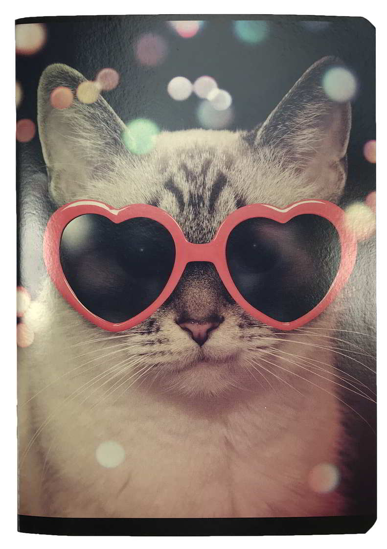 Zeszyt A5 32kart. KrataSDM Okładka pokryta lakierem UV. Zaokrąglone rogi. Duża różnorodność wzorów, dopasowana do grup docelowych. Zeszyty w intensywnych kolorystycznie grafikach, zaprojektowane zgodnie z aktualnymi trendami w designie i modzie tak, aby sprostać wysokim oczekiwa...