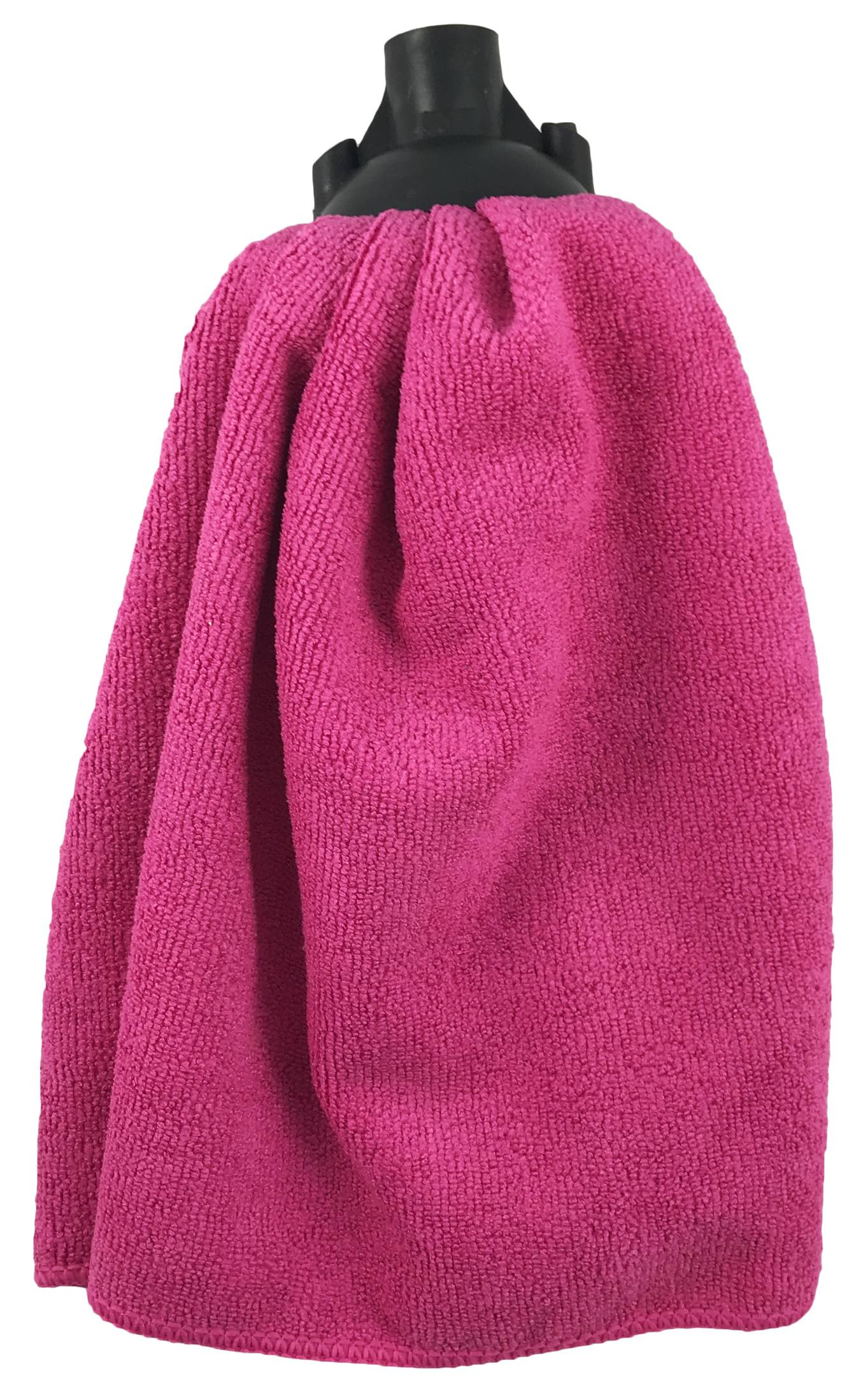 *Wytrzymały
     *Zmywa plamy oraz zbiera cząstki brudu
     *Nie rysuje powierzchni
     *Łatwo dociera do zakamarków
     *Doskonale wchłania wodę
     *Od spodu posiada gąbkę
     *Można prać
Kolor mopa wybierany losowo.