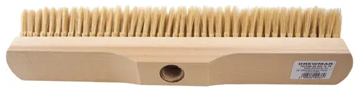 Szczotka wykonana została na bazie oprawy drewnianej. Zastosowane włosie to szczecina świńska. Szczotka posiada uchwyt metalowy na kij o średnicy 22 mm.

     *Długość: 36cm
     *Szerokość: 5,3cm
     *Długość włosia: ok. 5cm