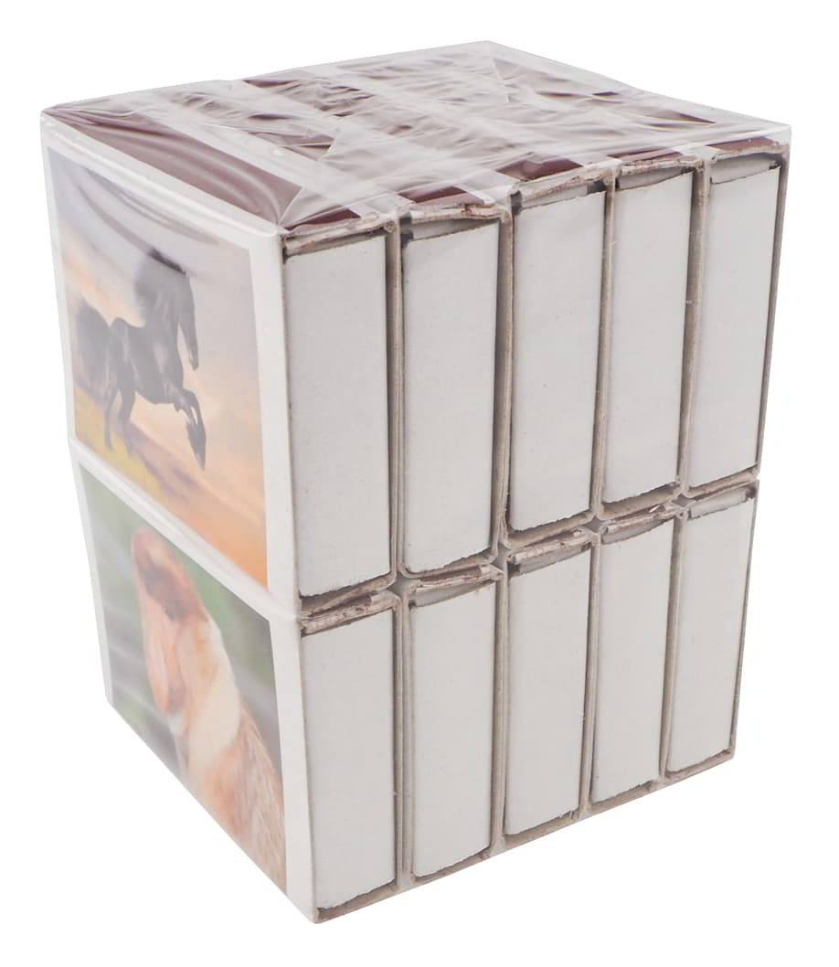 Zapałki produkowane bez szkodliwych dla zdrowia substancji, dzięki czemu są bezpieczne w użyciu. Opakowanie wykonane z ekologicznej tektury wyraża nasze przywiązanie do ochrony środowiska naturalnego. Zapałki są krótkie, standardowe. 38szt zapałek w śr...